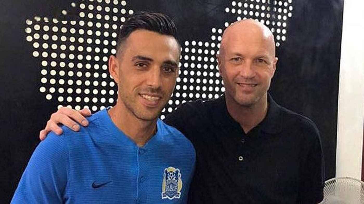 过去在执教 过去在执教